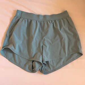 Outdoor voices shorts SIZE S